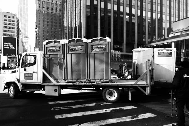 Best Portable restroom trailer rental  in Lake Hamilton, AR